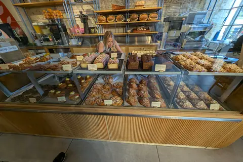 Egg Free Cake Box photo 4